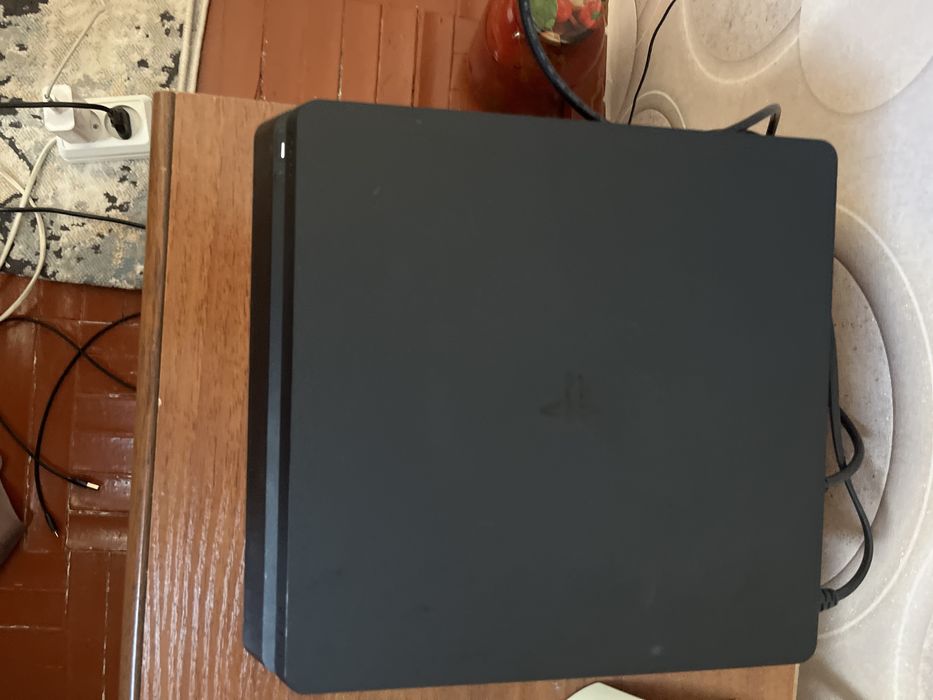 PlayStation 4 Slim
