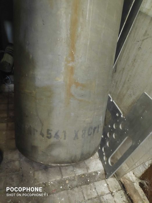 Водосъдържател 80 литра неръждаема стомана1.4541 дебелина2мм.