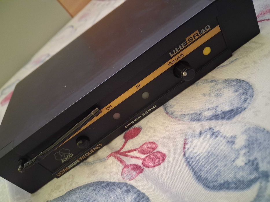 Безжична система AKG UNFSR40