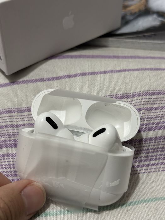 Продам Airpods Pro 1