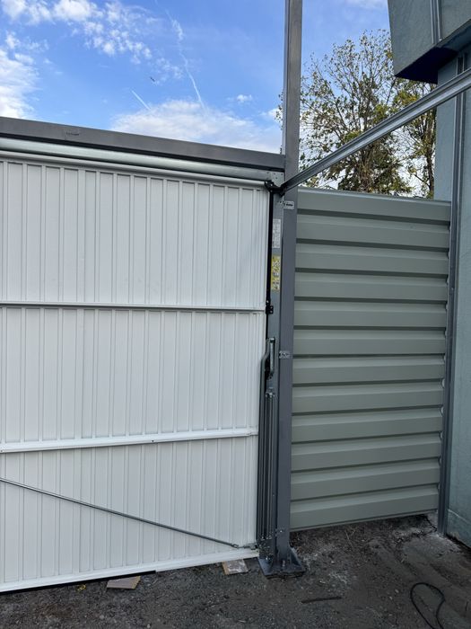 Tabla cutata porti/usi garaj