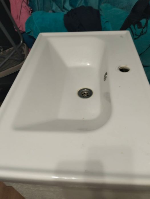 Продам раковину в ванную