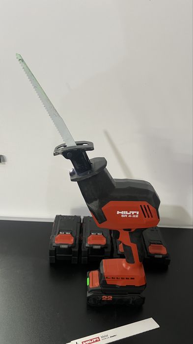 Fierastrau Hilti SR 4-22 cu acumulator de 4 Ah