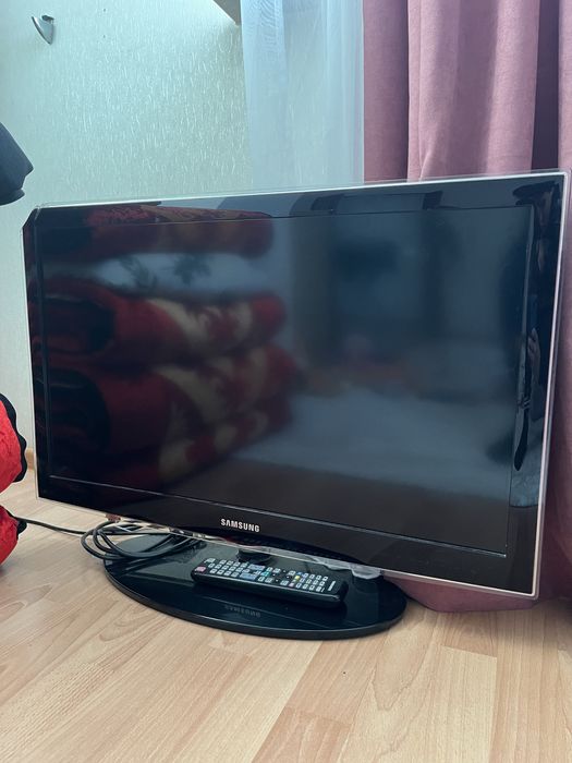 Продам телевизор самсунг в рабочем состоянии