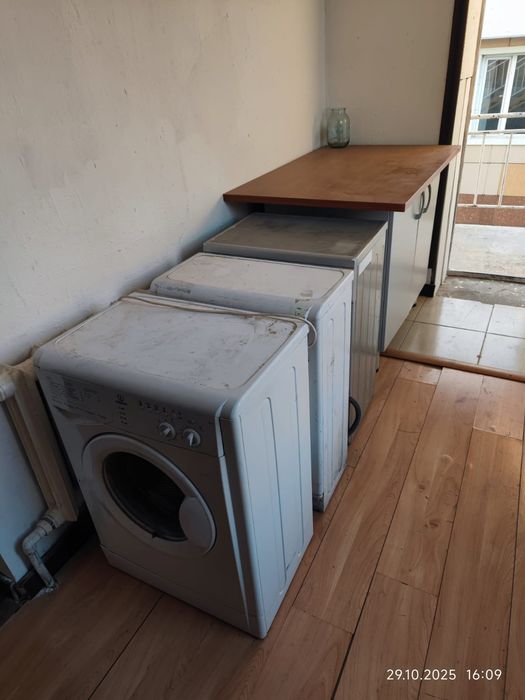 Машинка Indezit на 7 кг.