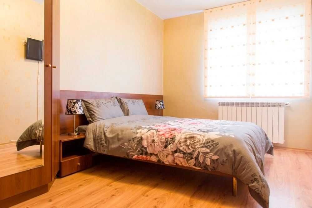 Продава се Двустаен апартамент в София, Център - 65 кв.м за 2616 €/кв.м - Снимка #4