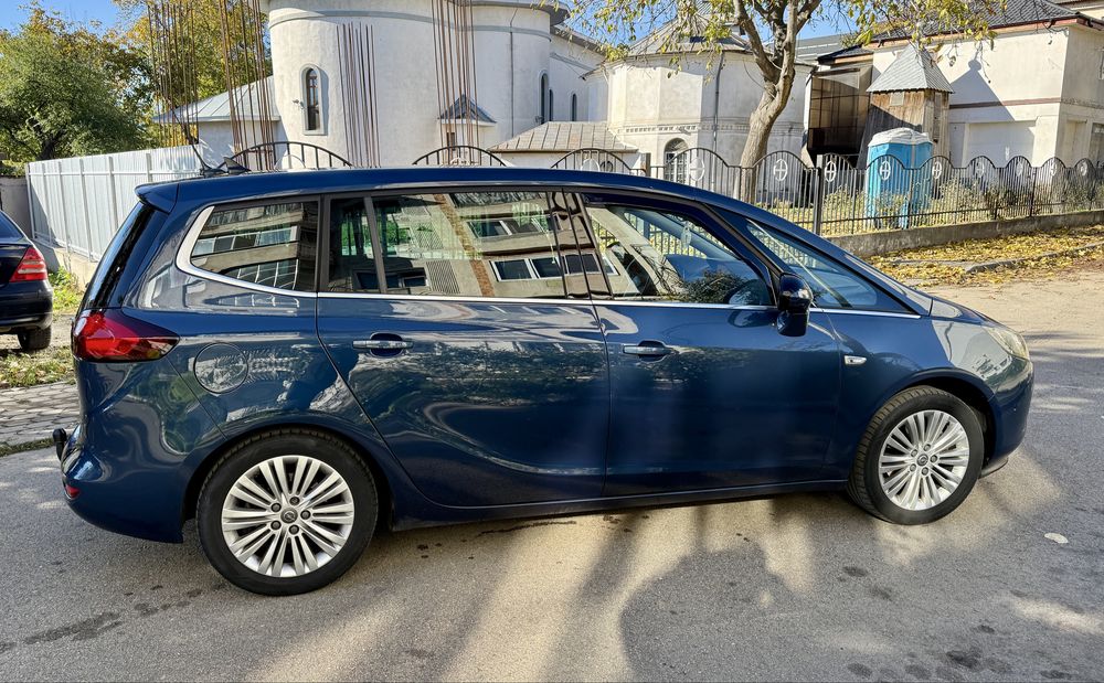 Opel Zafira/1.6 Diesel/136cp/euro6/2015/7 locuri