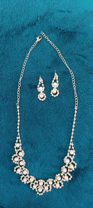 Рокля петролен цвят