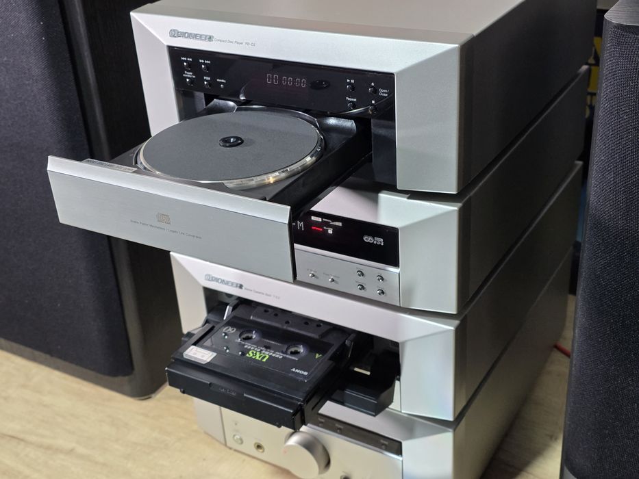 Linie audio PIONEER C5, boxe JBL LX-300 MK2, hifi stereo