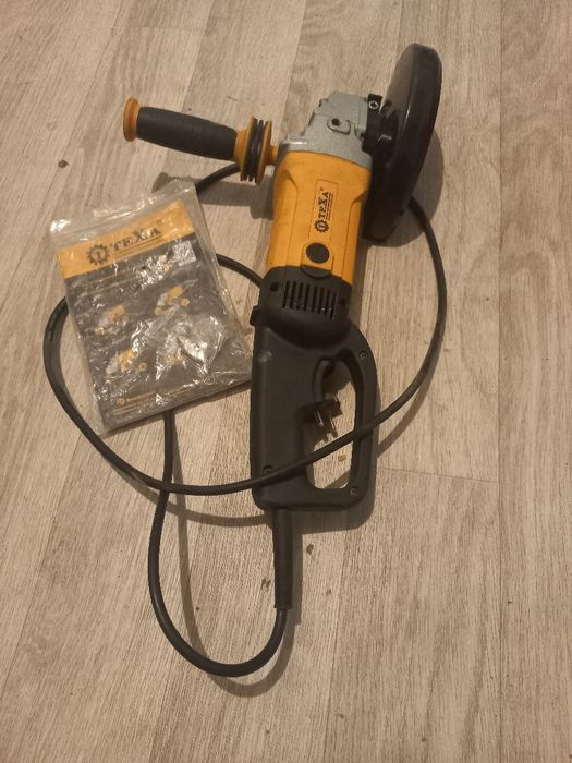 Продам срочно Болгарка 180