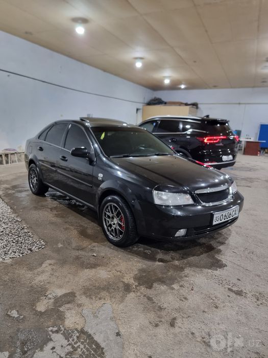 Sotiladi Lacetti 1.8 AT
