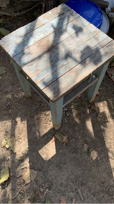 Продаю старинный стул