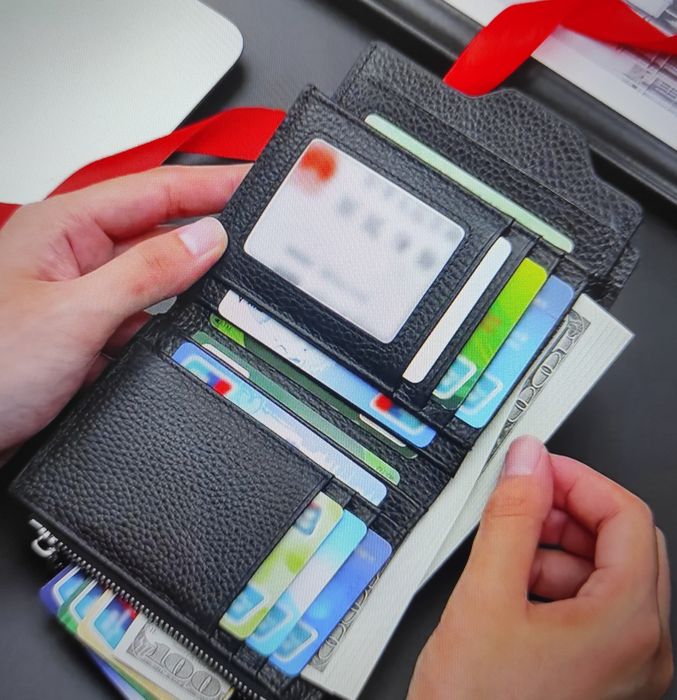 Луксозен мъжки портфейл от естествена кожа