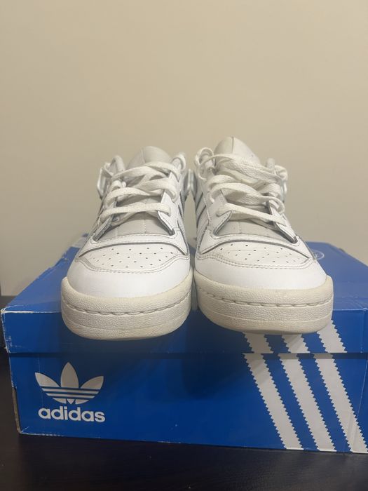 Обувки Adidas Forum Low 43 номер