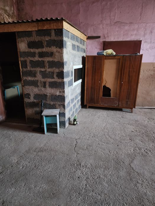 Продаю боксы с подъёмниками и без