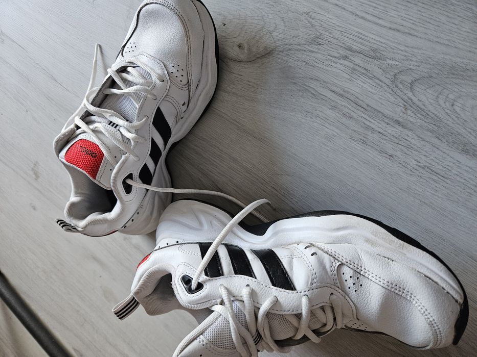 Adidasi adidas originali