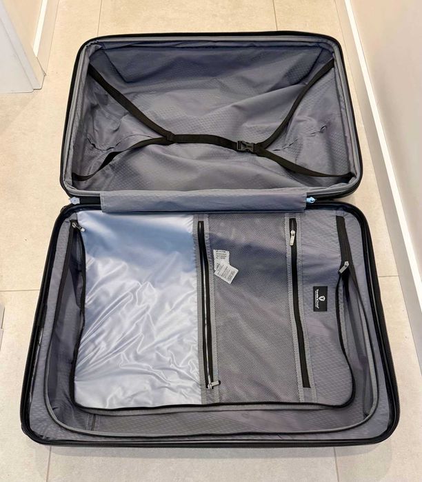 Куфар за багаж. Голям