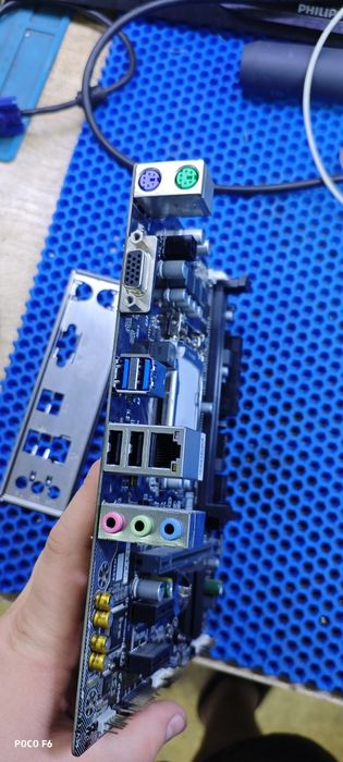 Материнская плата h110m