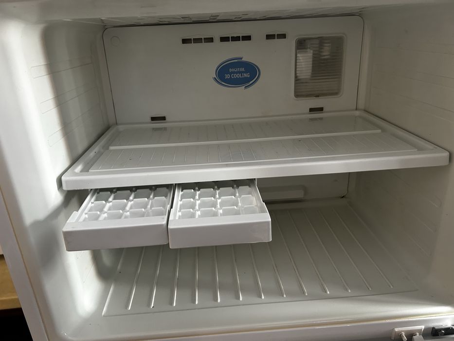 Холодильник DAEWOO