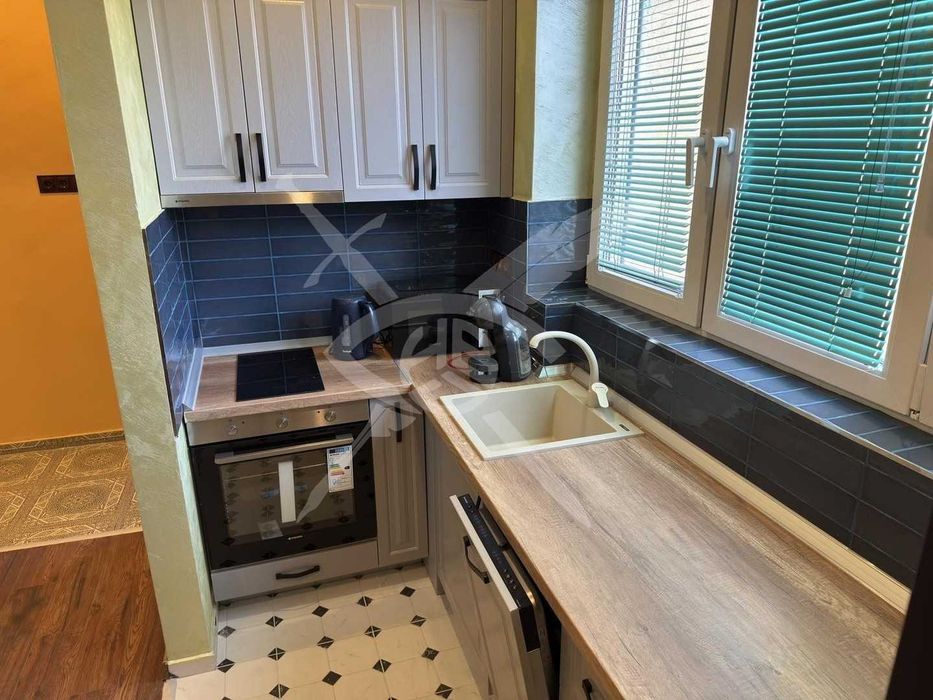 Дава се под наем Двустаен апартамент в София, Център - 42 кв.м за 650 € - Снимка #1