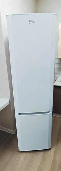 Продам холодильник Beko