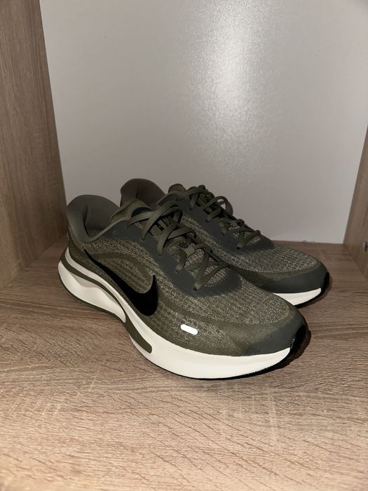 Nike Replay обувки
