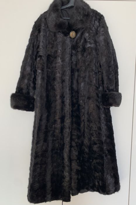 Шуба в отличном состояний
