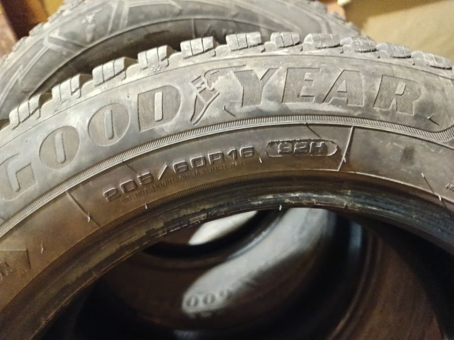 Goodyear 205/60 R16 DOT 2021