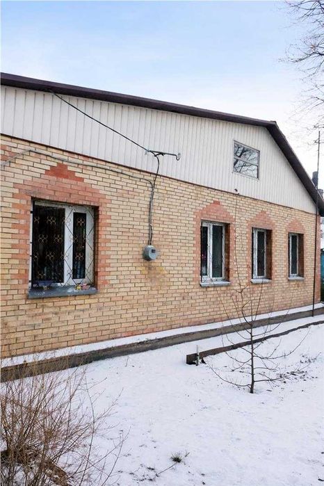 Огромный дом в Сортировке