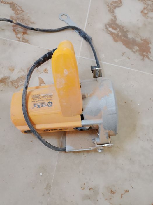 Пчёлку продам.срочно