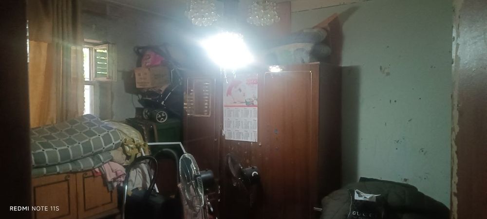 Продам квартиру, 4 комнатную