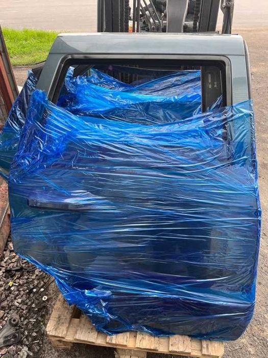 Дверь Jeep Grand Cherokee WH/WK