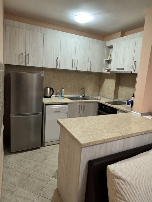 Продава се Двустаен апартамент в Бургас, Братя Миладинови - 60 кв.м за 1258 €/кв.м - Снимка #1