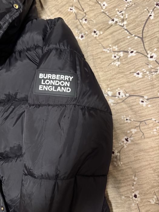 Geaca puffer Burberry