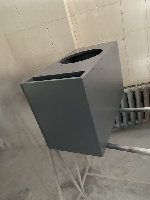 Продам короб для сабвуфера