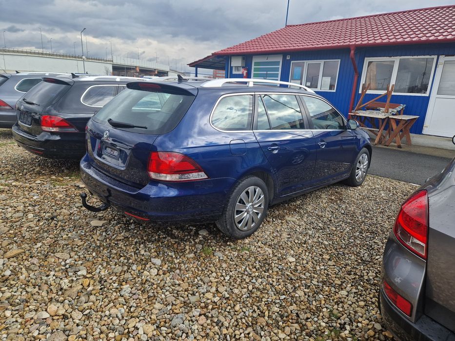 Golf 6 , 2.0 diesel panoramic ! 140 cp .