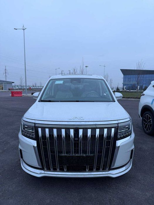 JAC RF8 FLAGSHIP 2.0 Turbo 252 л.с. 8AT 7 мест