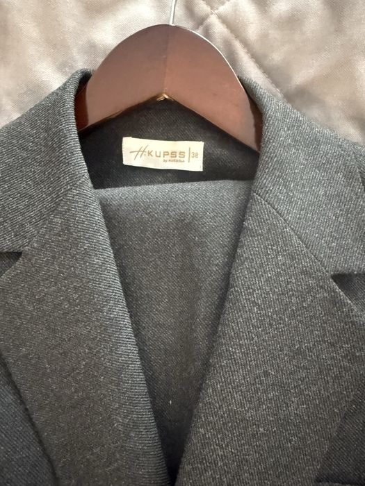 Продам комтюм женский