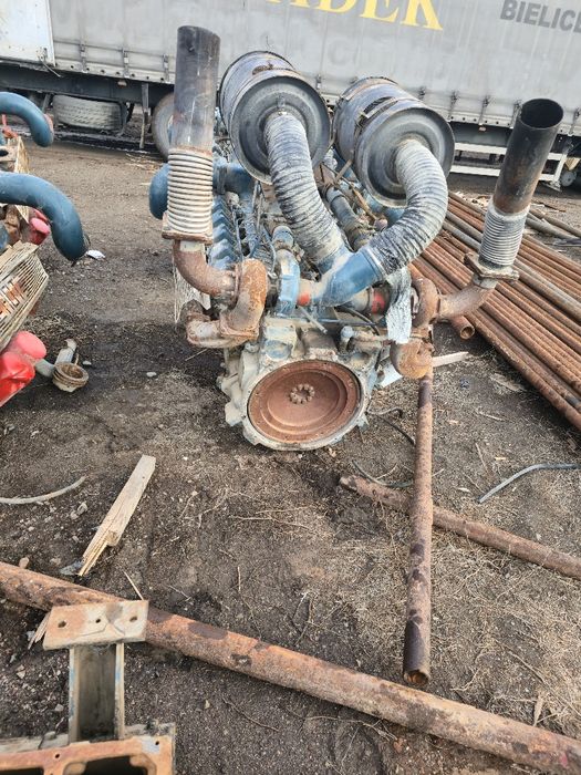Двигатели от дизельного генератора в сборе