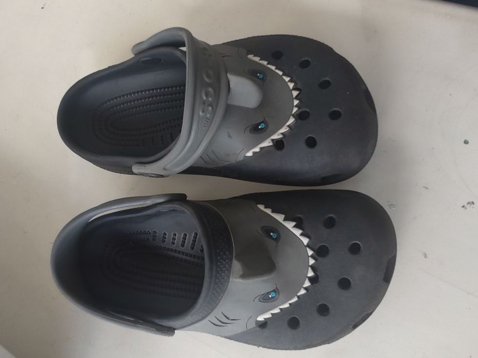 Продам кроксы детские
