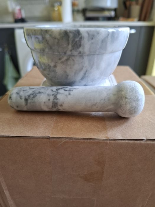Мраморно хаванче с пестик