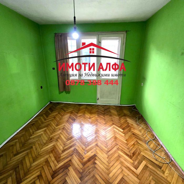 Продава се Четиристаен апартамент в Димитровград - 107 кв.м за 379 €/кв.м - Снимка #2