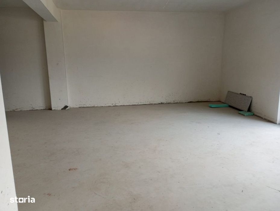 Apartament  3 camere, semifinisat, 93mp, terasa 20mp, parcare, cart So