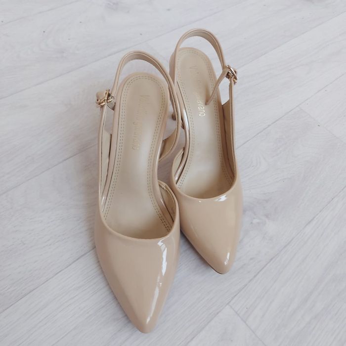 Туфли 37 размер, бежевый цвет