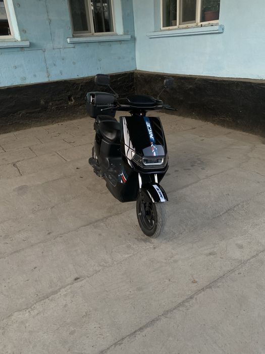 Электро скутер 2025год