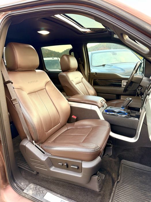 Ford F150 6.2 L  V8 PLATINUM Full Full  AUTOUTILITARA impozit 950 ron Panoramic,Camere Masalier , Roti 35 , Interior Deosebit Piele Inmatriculata RO