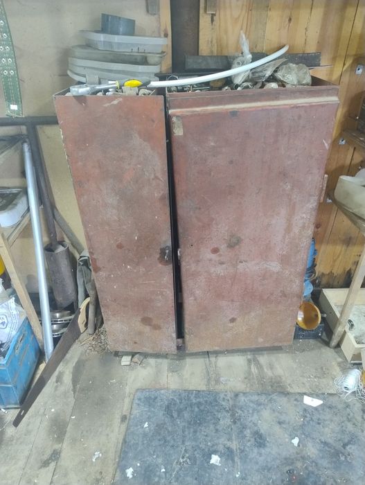 Гаражный сейф для инструментов