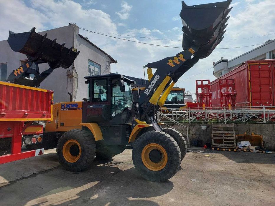 Погрузчик XCMG LW300FN, 2,1 м/куб (лизинг, кредит)