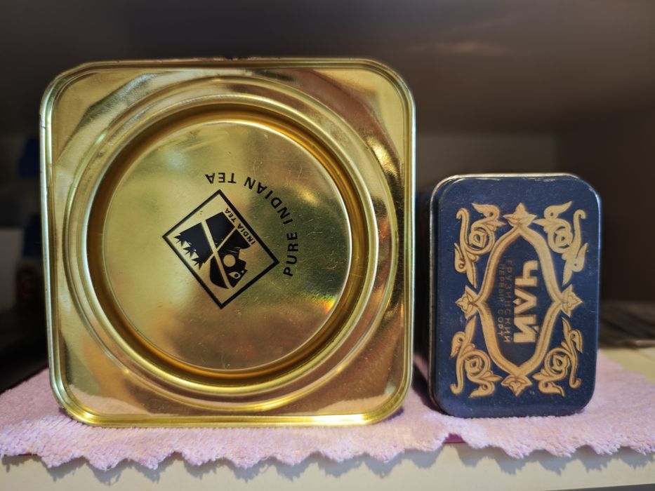 Раритет ,коробки жестяные от чая СССР,, продам только парой