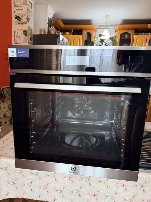 Cuptor electric Electrolux